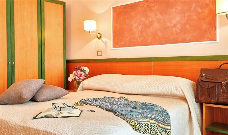 Hotel La Pergola Santa Maria di Castellabate Bagian luar foto