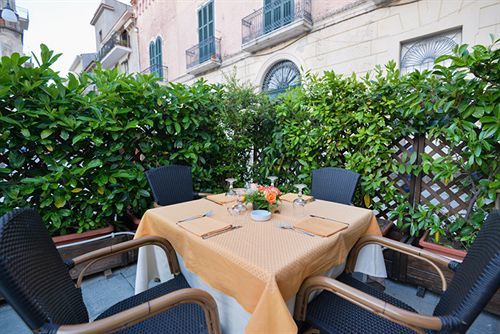 Hotel La Pergola Santa Maria di Castellabate Bagian luar foto