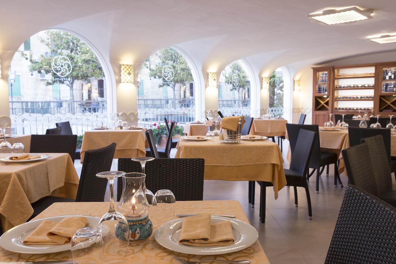 Hotel La Pergola Santa Maria di Castellabate Bagian luar foto