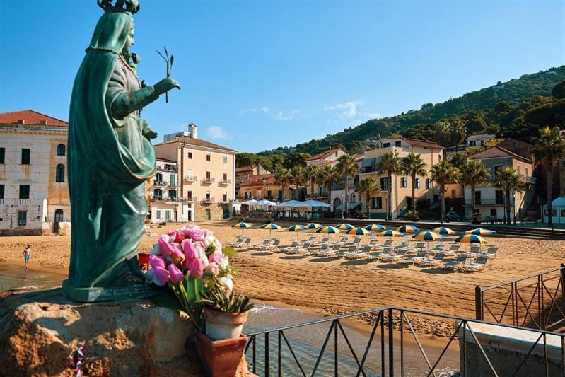Hotel La Pergola Santa Maria di Castellabate Bagian luar foto
